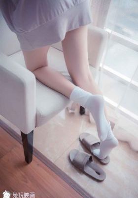 万绮雯三级伦在线播放_720免费观看超清
